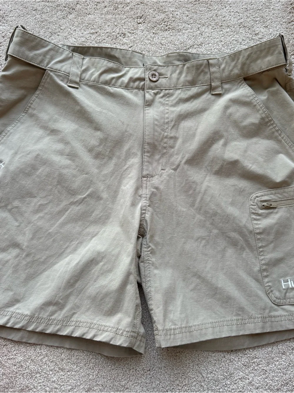 Huk Next Level Men's XL Performance Fishing Shorts Khaki 7.5